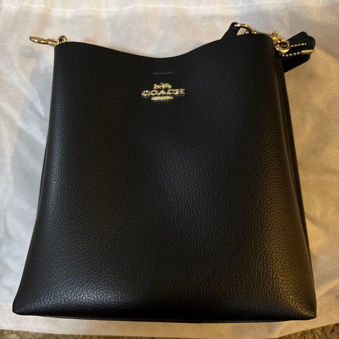 新品✨COACH モリー バケット バッグ ショルダーバッグ レザー
