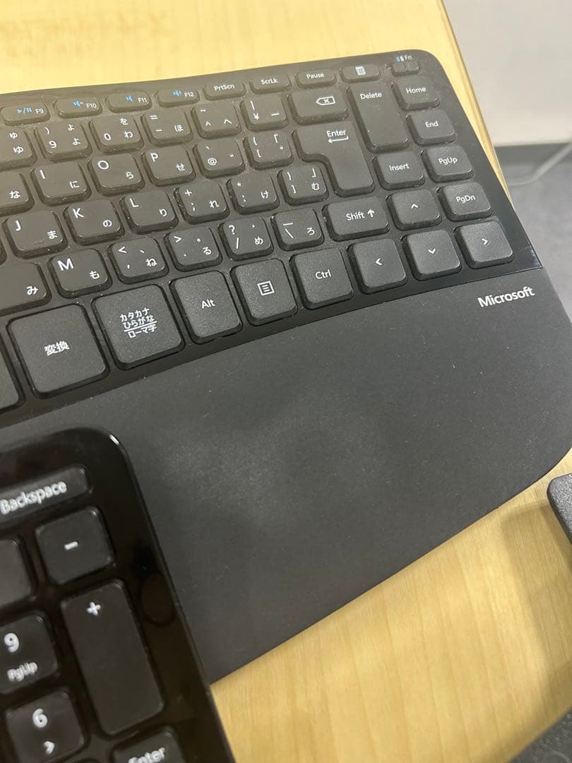 マイクロソフト エルゴノミック　ワイヤレスキーボード　テンキー　セット