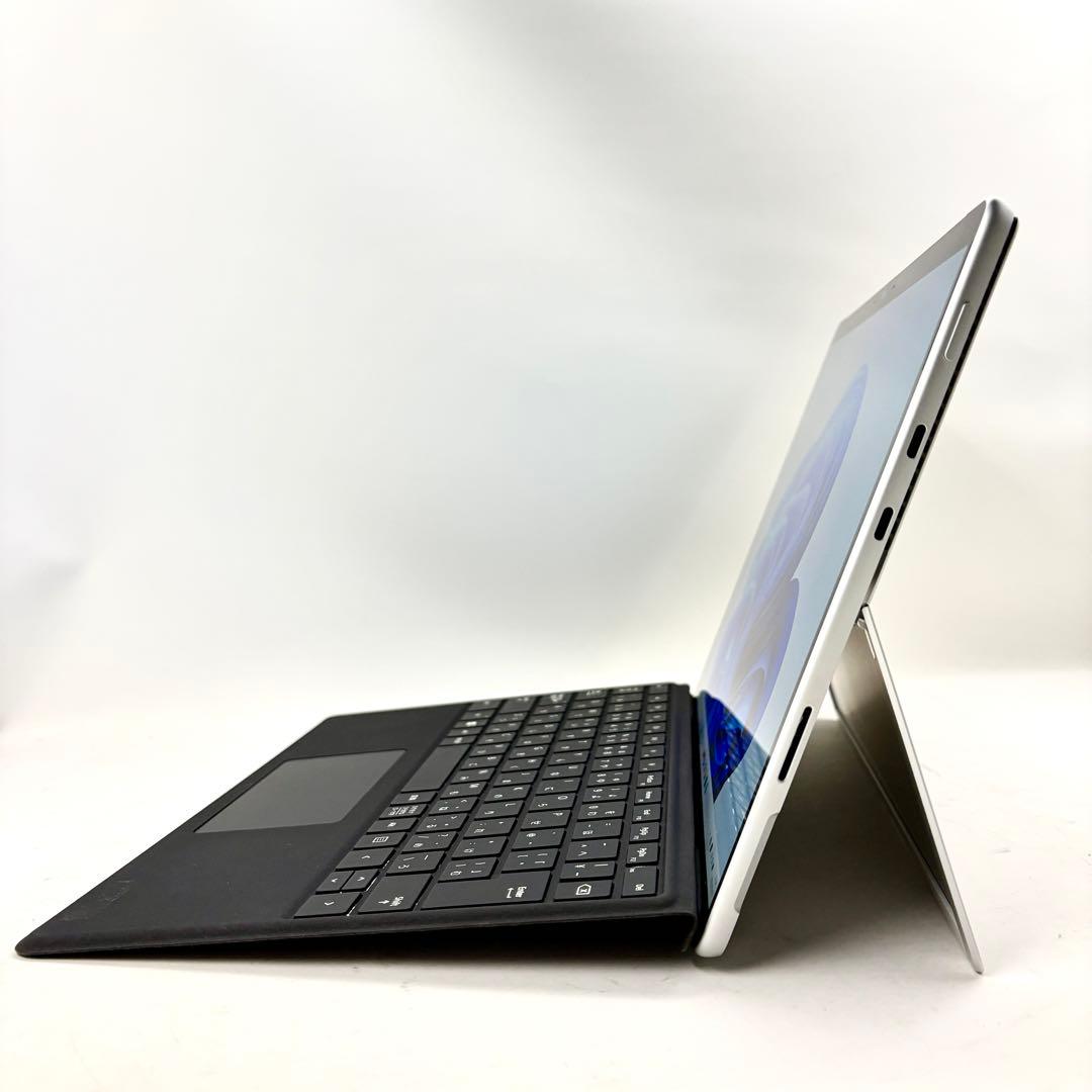 バッテリー新品同様の極上品！Surface Pro8 プラチナ キーボード付