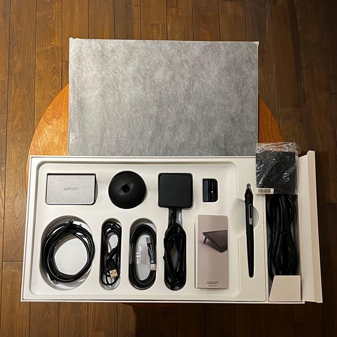 液タブ・ペンタブ Wacom Cintiq Pro 13 DTH-1320/AK0