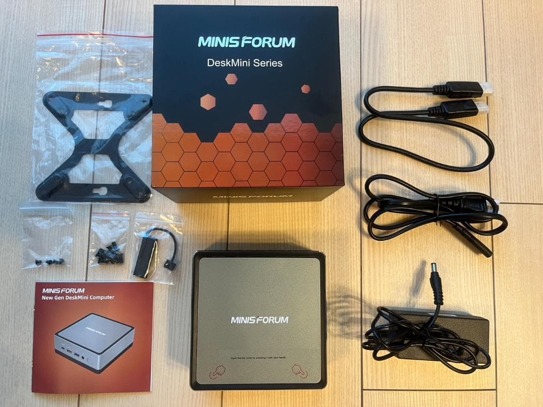 MINISFORUM UM700　RADEON Ryzen7 3750H