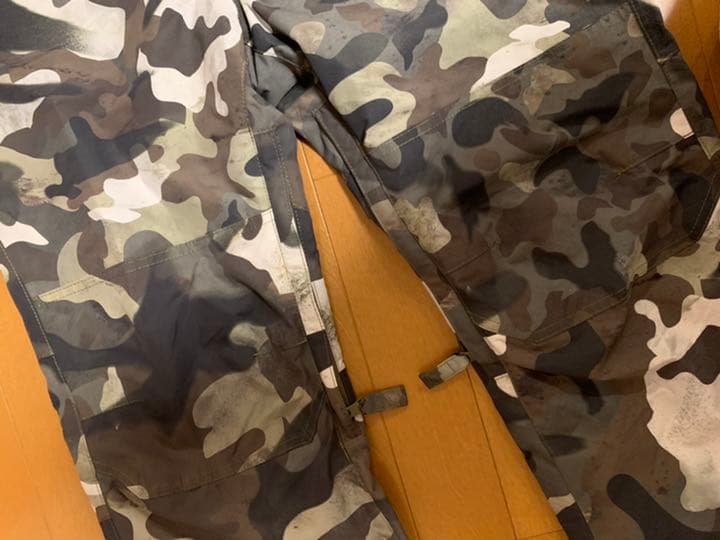 【新品未使用】ESTIVO エスティボ スノーボード ウェア パンツ 迷彩 L