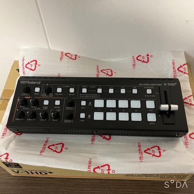 【ほぼ未使用】Roland V-1HD+ ビデオスイッチャー