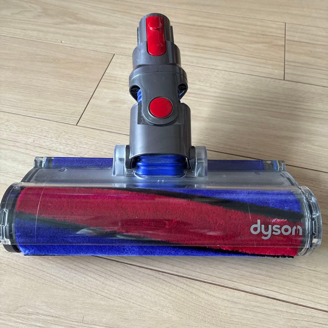 Dyson V8 掃除機 各種アタッチメント付き