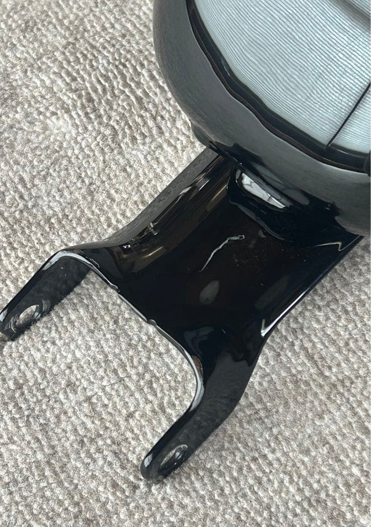 スポーツスターXL883純正タンク ブラック インジェクション用 キャップ付き