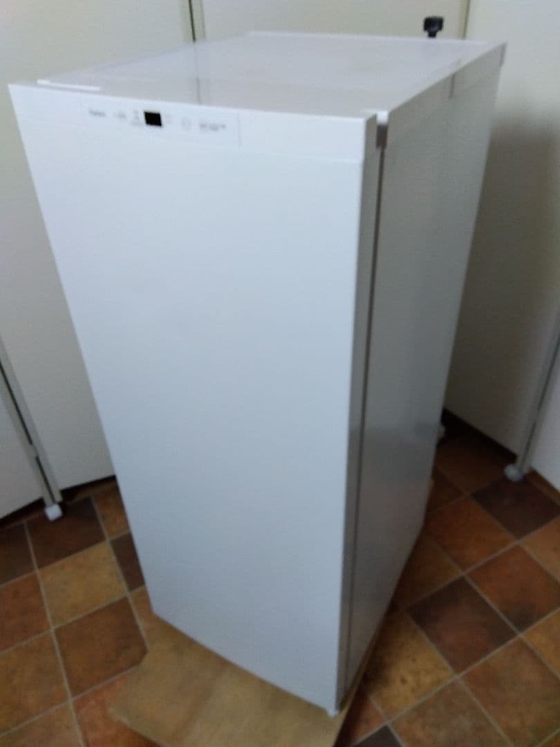 ヤマダ電機 YRT-F12L 冷凍庫 2023年製 122L