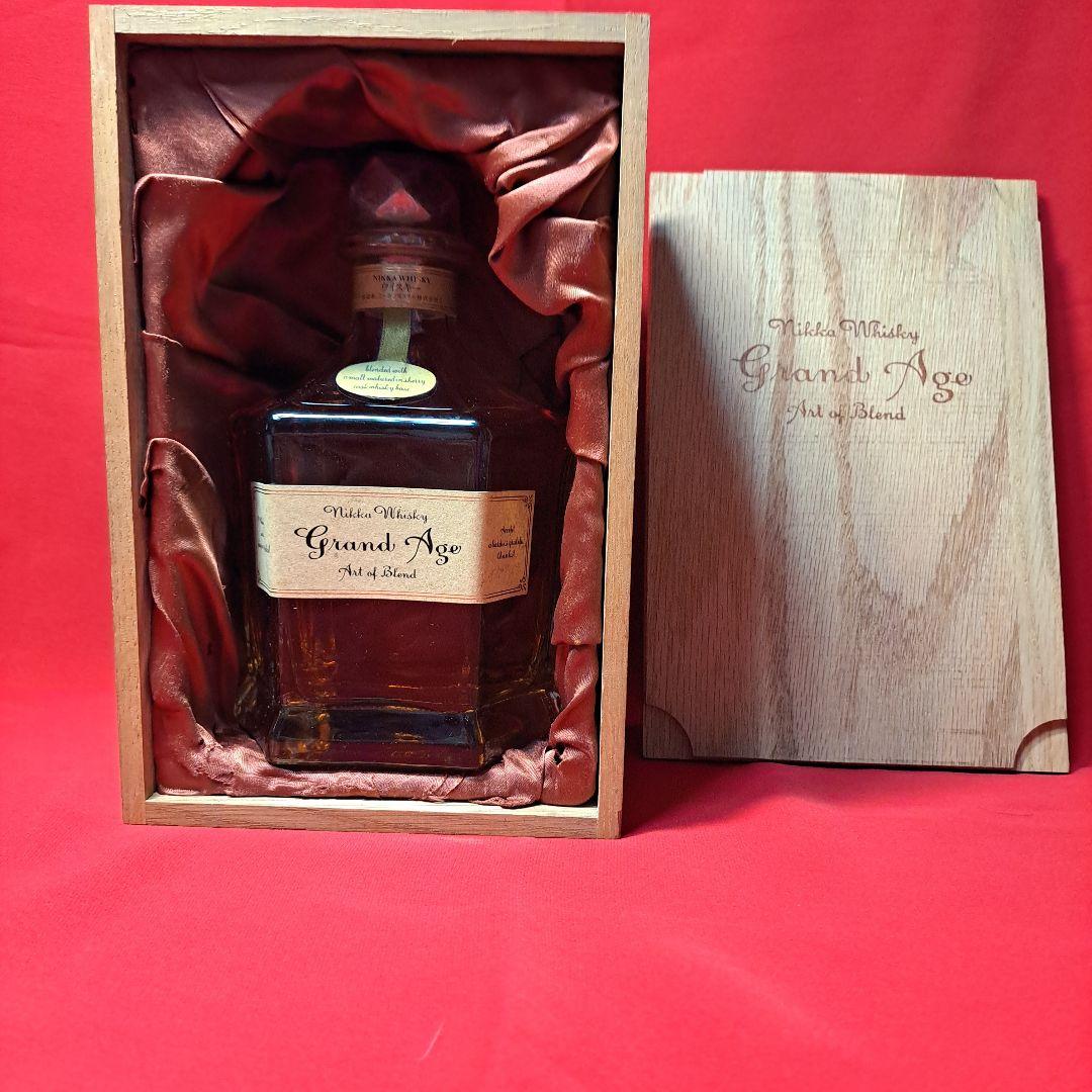 希少!　ニッカウイスキー　Grand Age グランドエイジ　木箱入り　未開栓