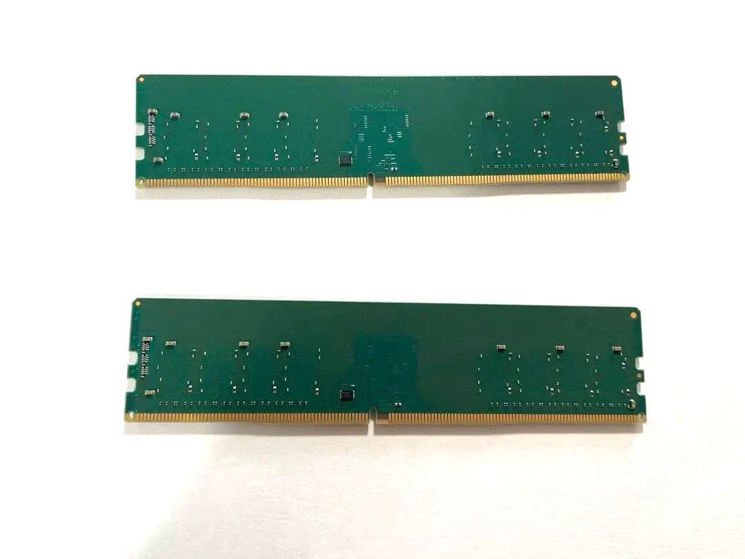 Crucial DDR4 16GB (2x8GB) メモリ