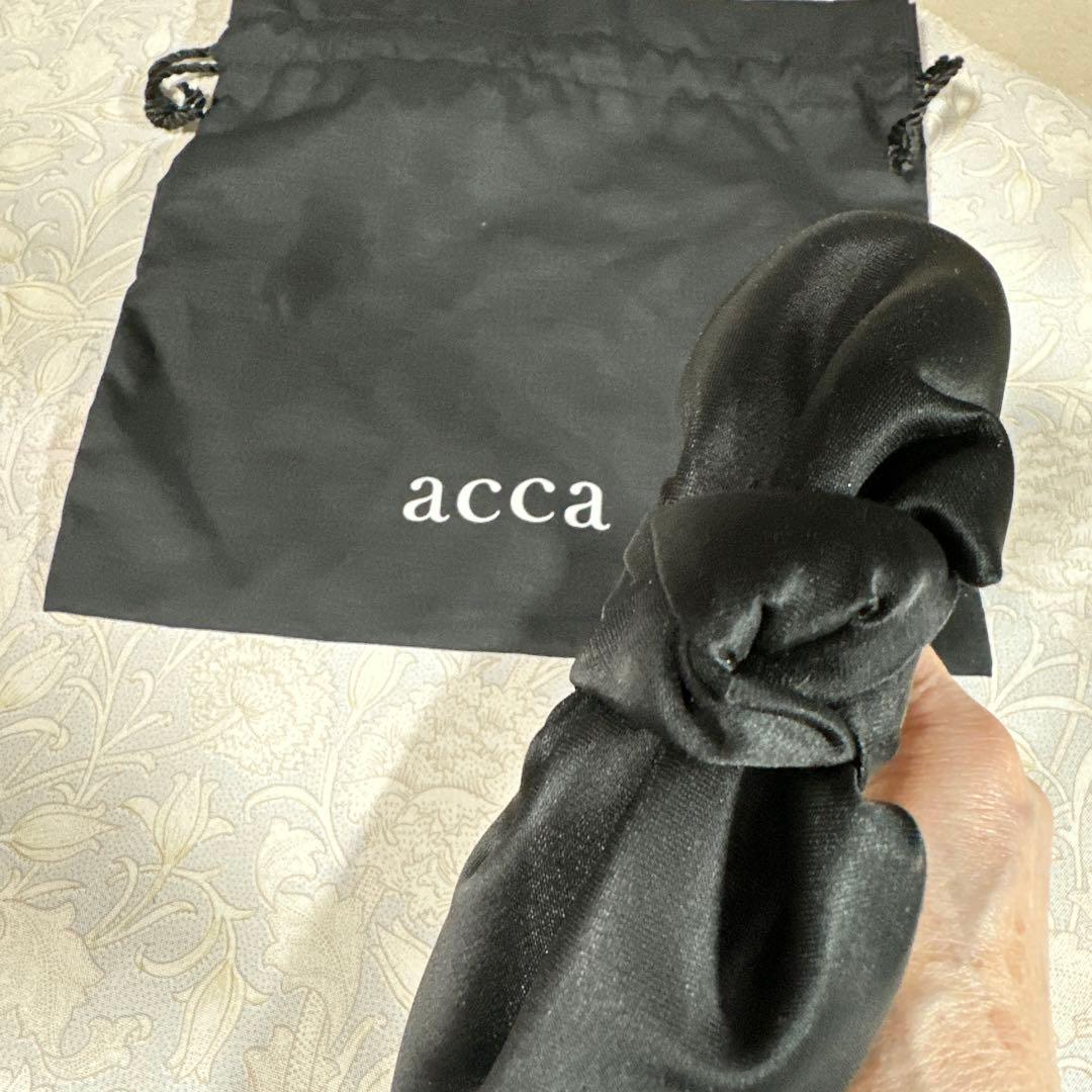 acca ブラックリボンカチューシャ 専用袋付き