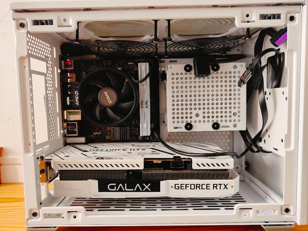 GALAX GEFORCE RTX 3060ti ホワイトPCケース