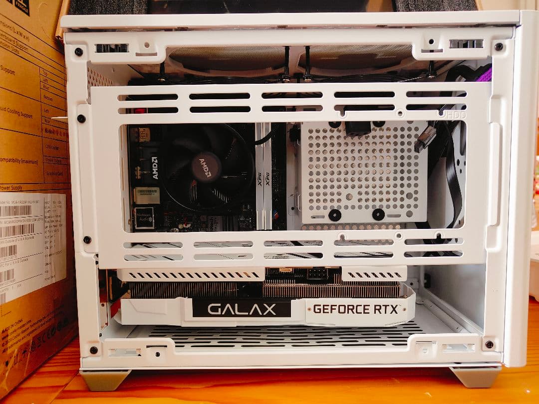 GALAX GEFORCE RTX 3060ti ホワイトPCケース