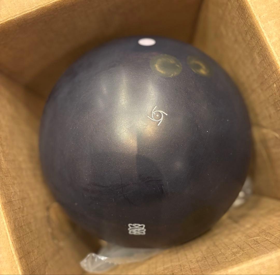 PHYSX BLACKOUT ボウリングボール　15ポンド