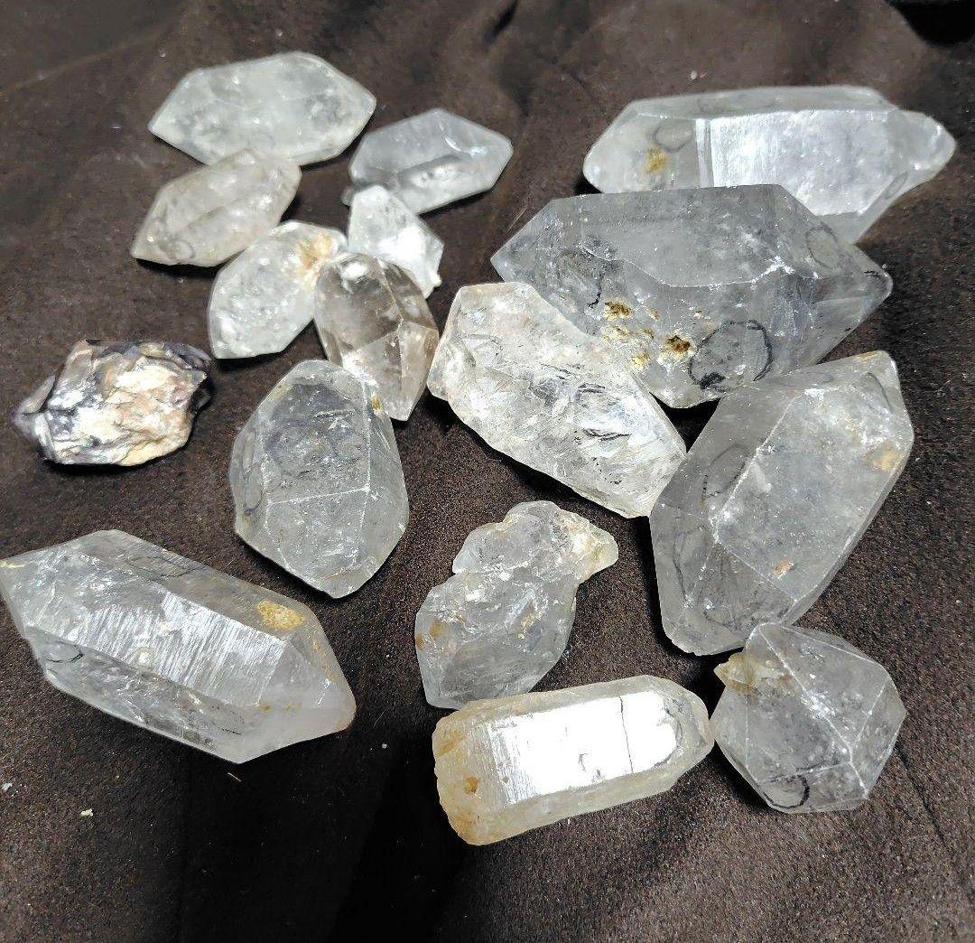 水入り水晶11個❤専用ページ❤