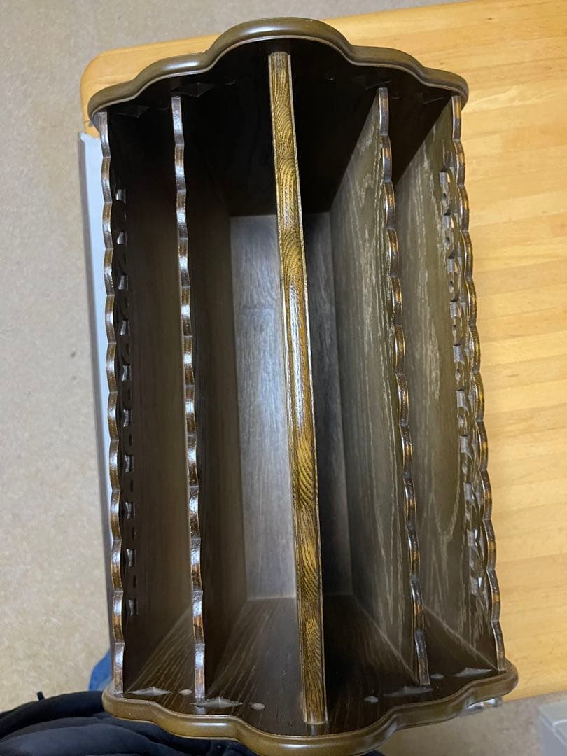 専用出品　パリの雑貨屋シリーズのアンティーク調の木製マガジンラック