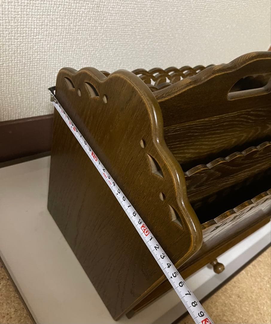 専用出品　パリの雑貨屋シリーズのアンティーク調の木製マガジンラック