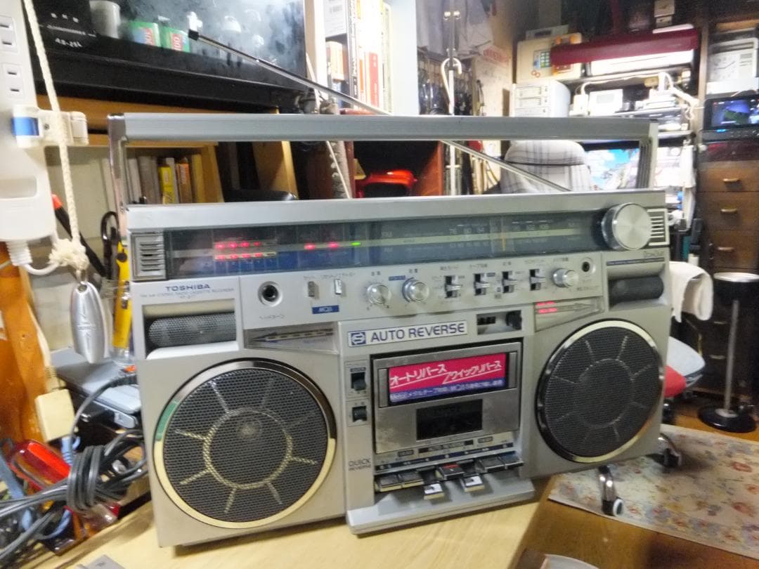 東芝　ラジカセ　RT-S77 昭和レトロなカセットレコーダー(整備動作品)