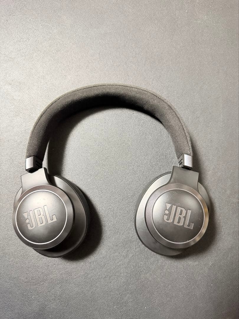 ヘッドホン jbllive770nc/blk