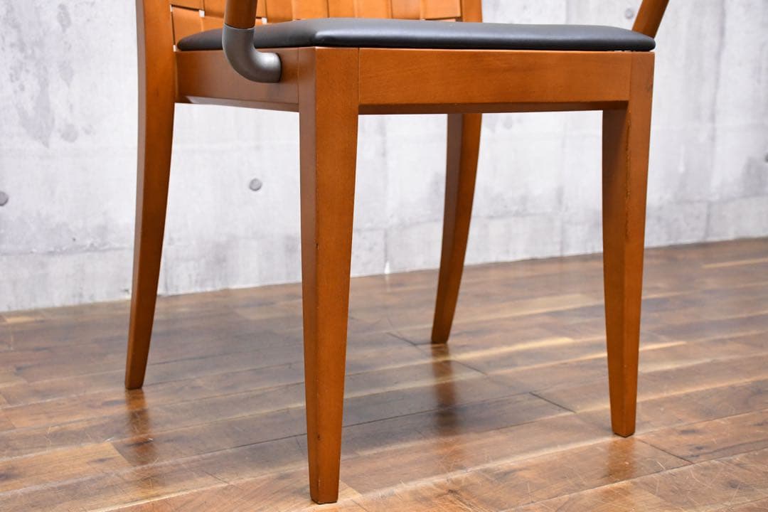 EJI57 アルフレックス LUCA アームチェア ダイニングチェア 川上元美