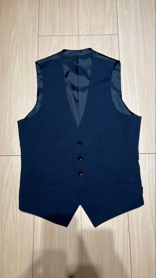 期間限定特価★【美品】スーツセレクト　3ピーススーツセットアップ　Y4ネイビー系