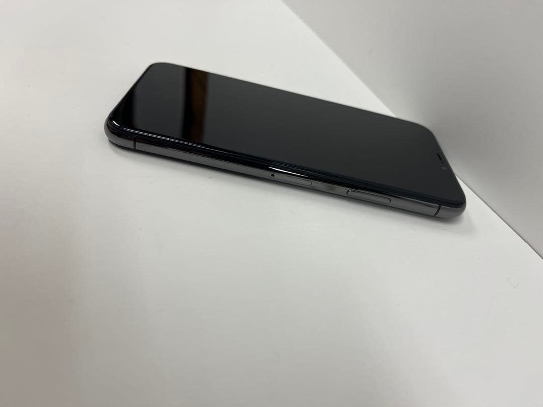 iPhone X 64 GBスマートフォン本体 スペースグレー