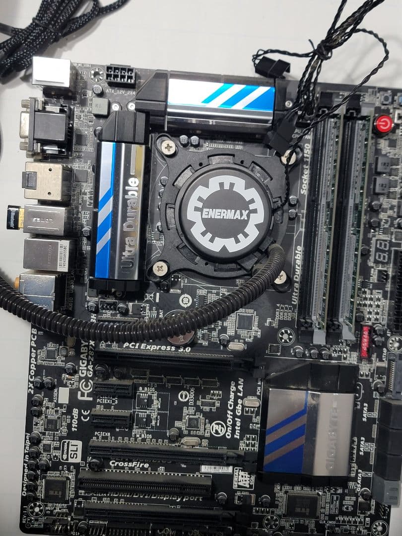 マザーボード　CPU　デスクトップPC　パーツ　CPU水冷クーラー　メモリ