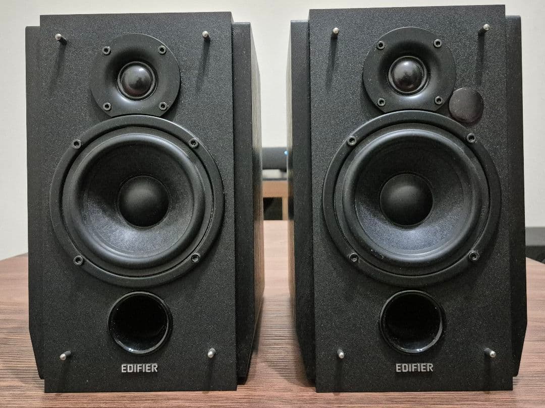 スピーカー・ウーファー EDIFIER R1850DB