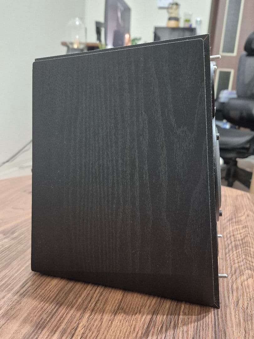 スピーカー・ウーファー EDIFIER R1850DB