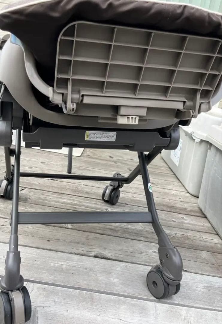 combi ネムリラ　BEDi オートスイング　ブラウン