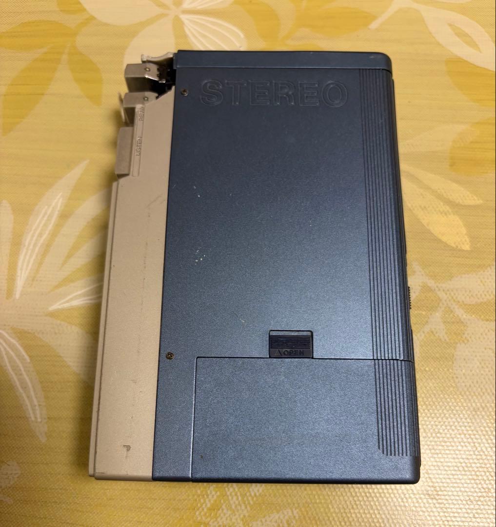 初代SONY カセットプレーヤー　ジャンク品