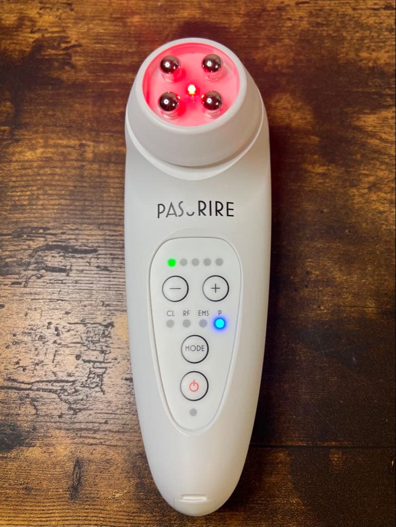 パスリル　PASURIRE 美顔器