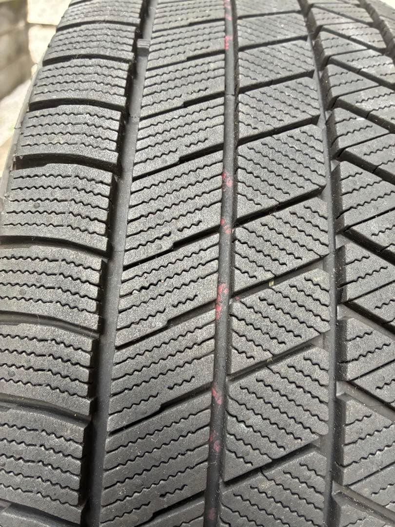 アウディA3純正17インチホイール 23年製ブリザックVRX3スタッドレス計4本