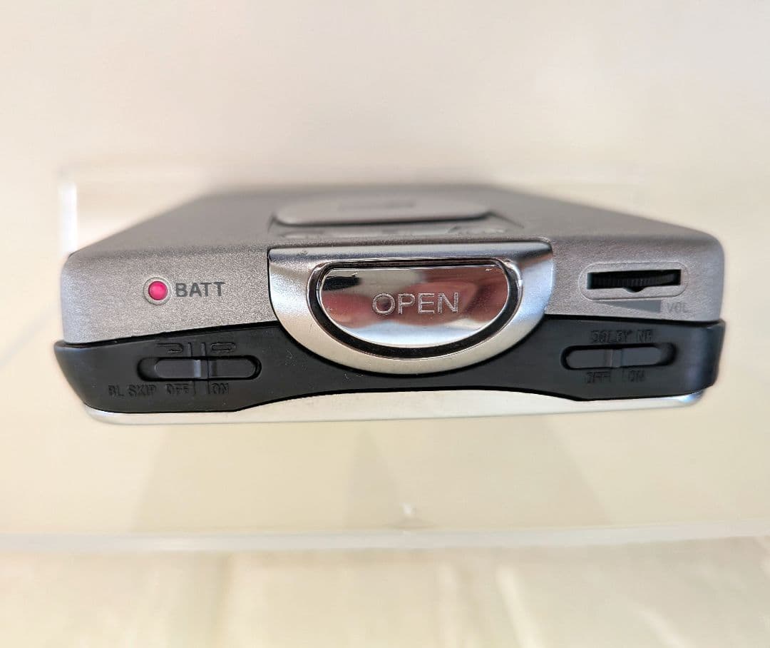 整備品 SONY WM-EX1 ソニー カセットウォークマン 充電器とガム電池付