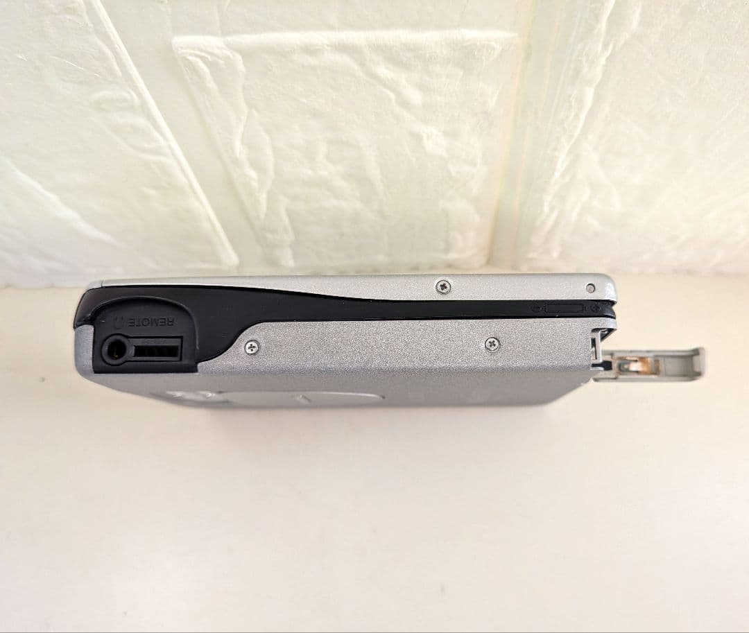 整備品 SONY WM-EX1 ソニー カセットウォークマン 充電器とガム電池付