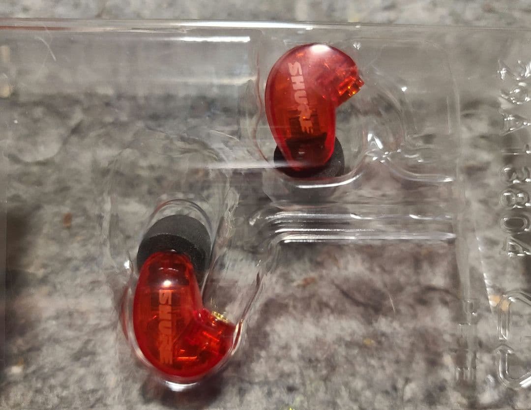 SHURE SE215 有線イヤフォン レッド