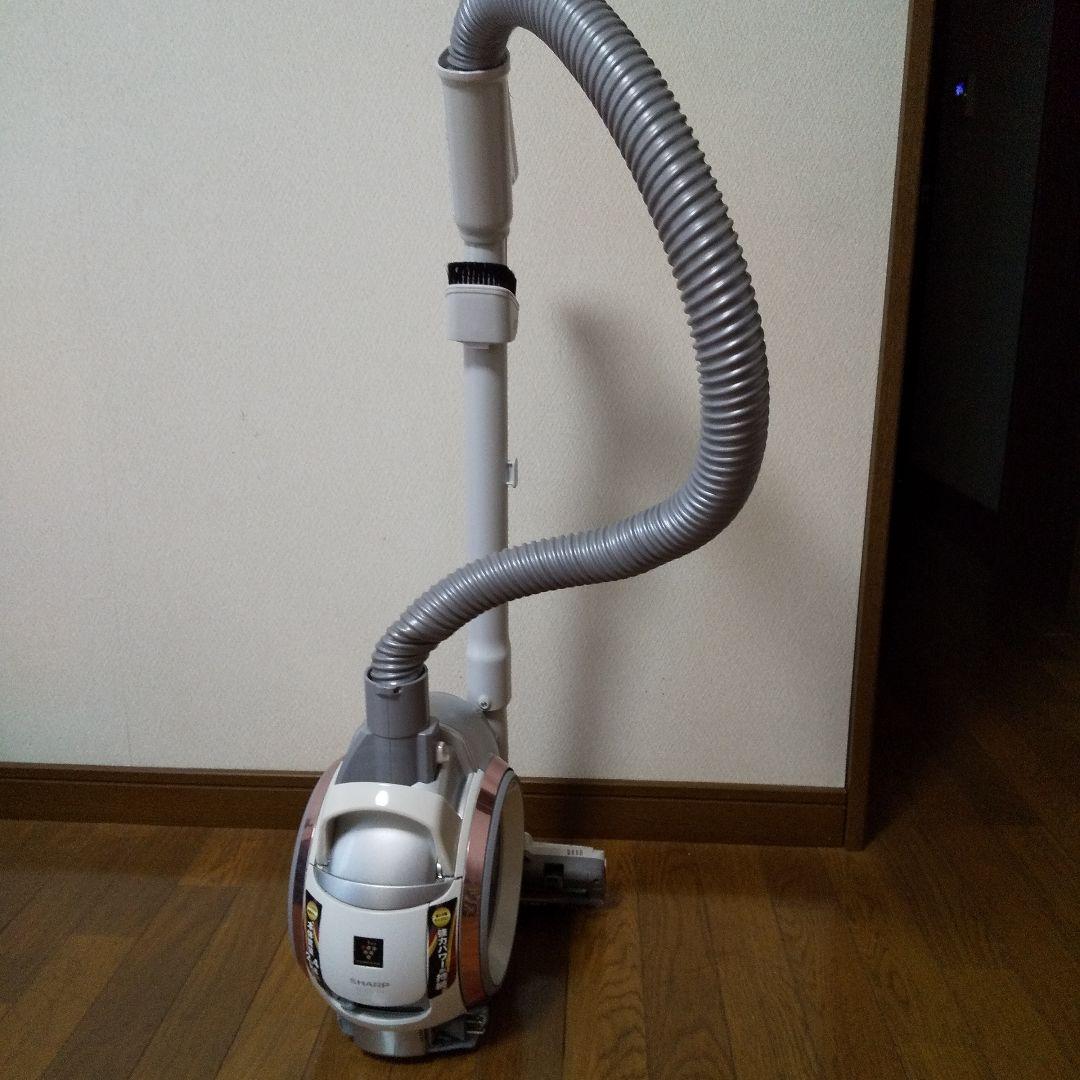 ジャンク品 SHARPキャニスター掃除機 ホワイト/シルバー
