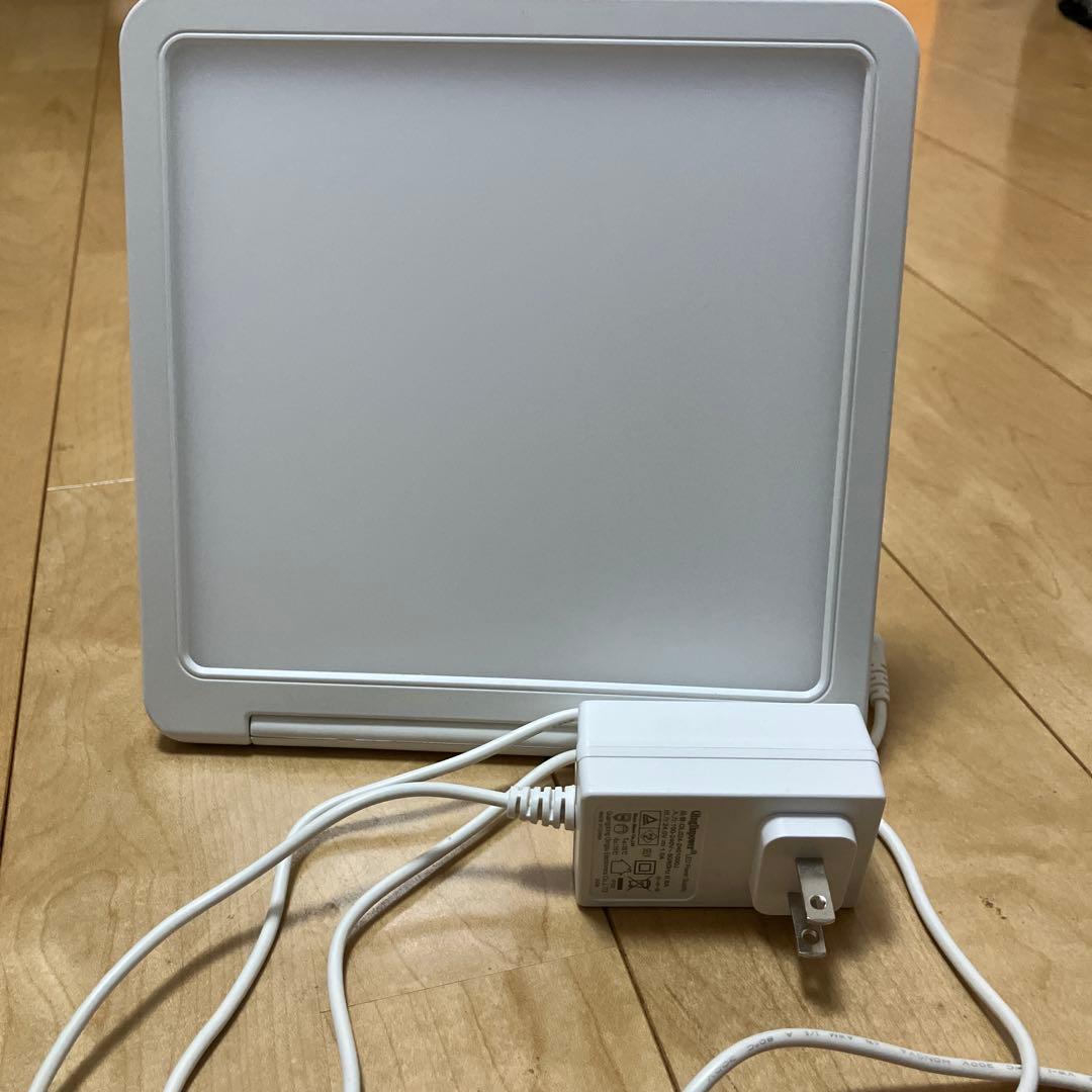 週末限定値下げ　moonmoon トトノエライト 光目覚まし時計