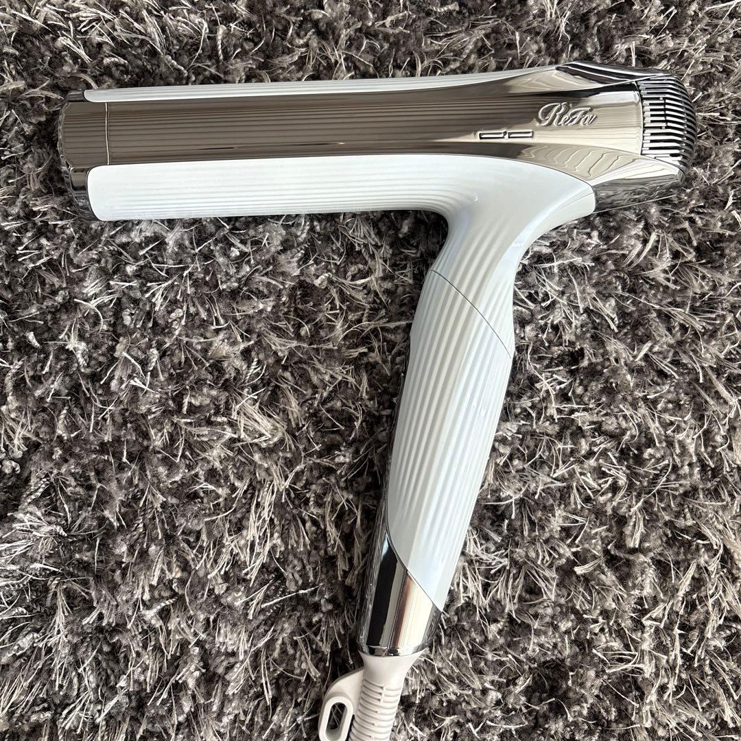 リファ ビューティックドライヤーS+