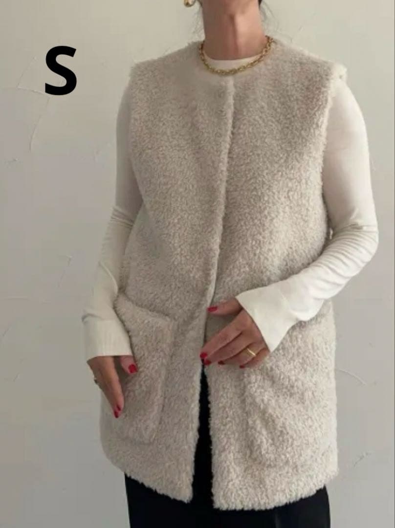 【本日限り】July nine ファーベスト　サイズS