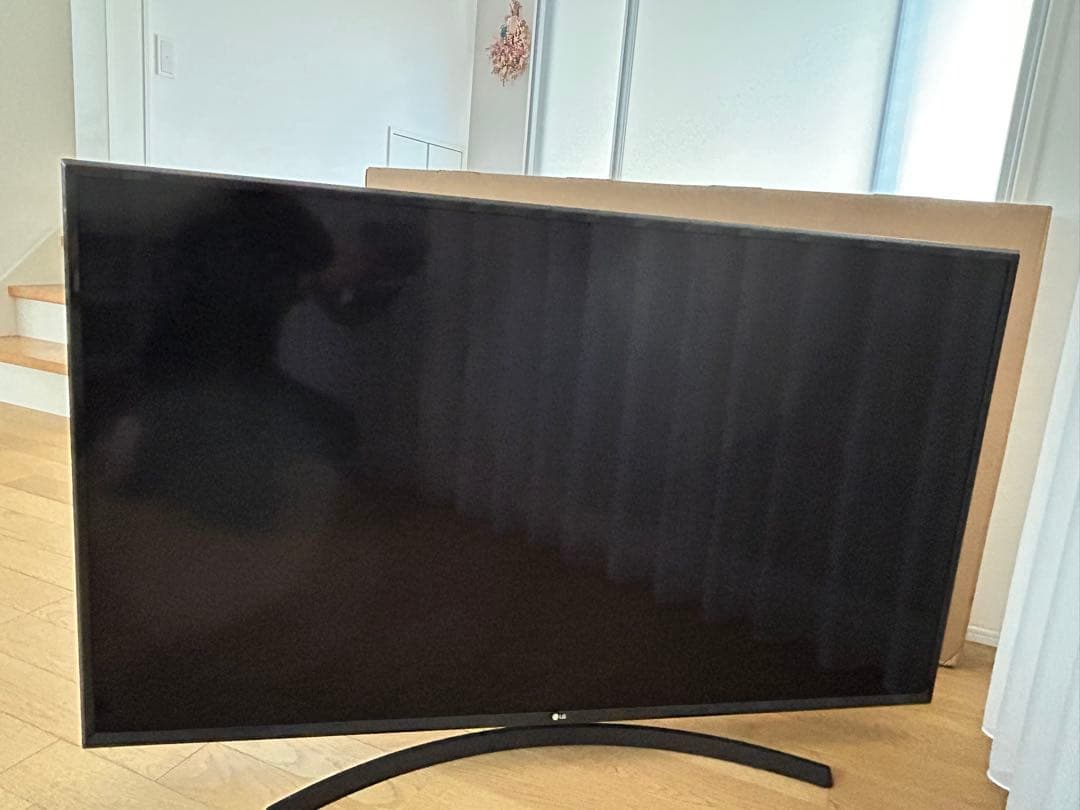 LG55インチテレビ　55UK6300PJF