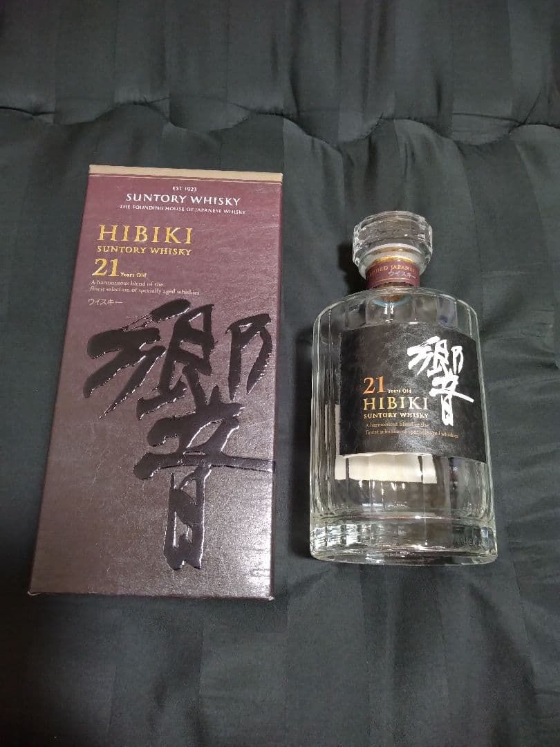 サントリー 響21年 空き瓶 未洗浄 化粧箱付き