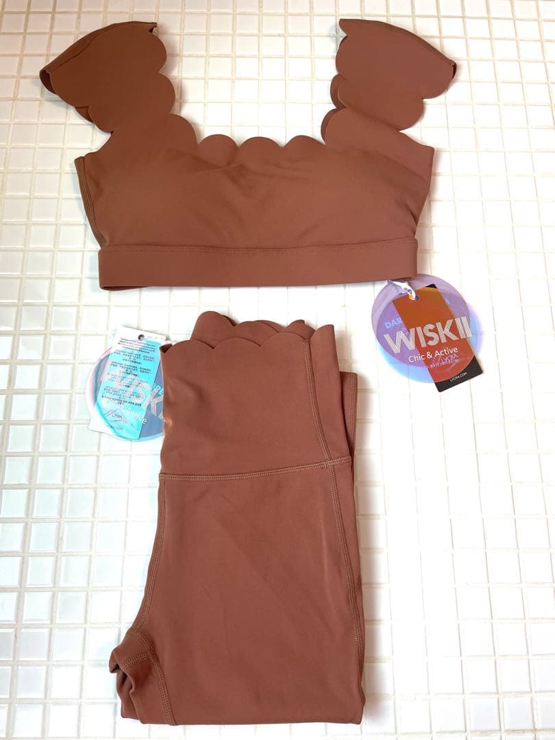 WISKII ヨガウェア ブラトップ・レギンスセット　Sサイズ