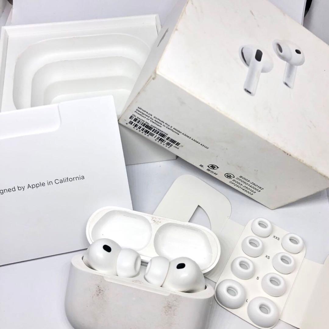 Apple AirPodsPro3 本体 充電ケース・イヤーチップ付き 第3世代