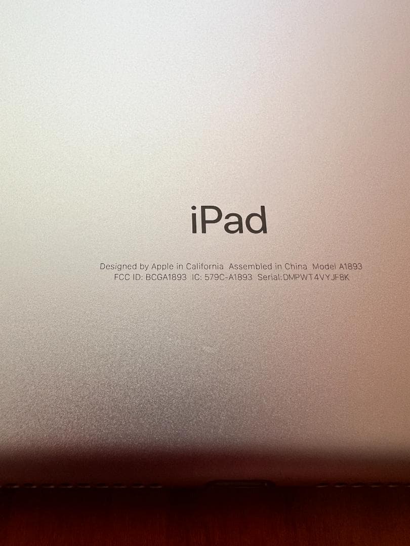 Apple ipad 第6世代 Wi-Fiモデル シルバー