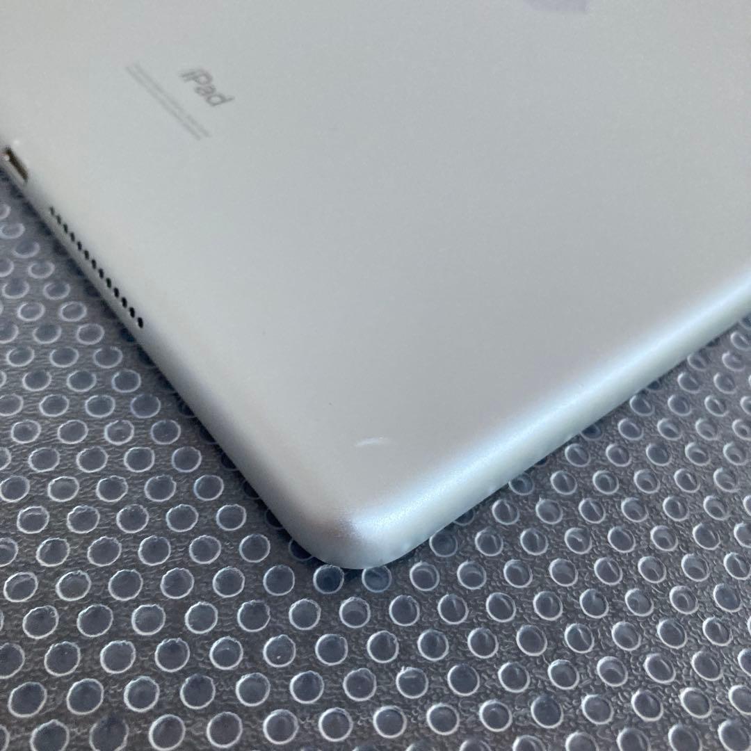 2729 美品☆電池良好☆iPad7 第7世代 128GB WIFIモデル☆