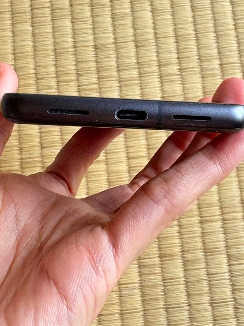 Google Pixel 7 黒 6.3インチ 本体　obsidian