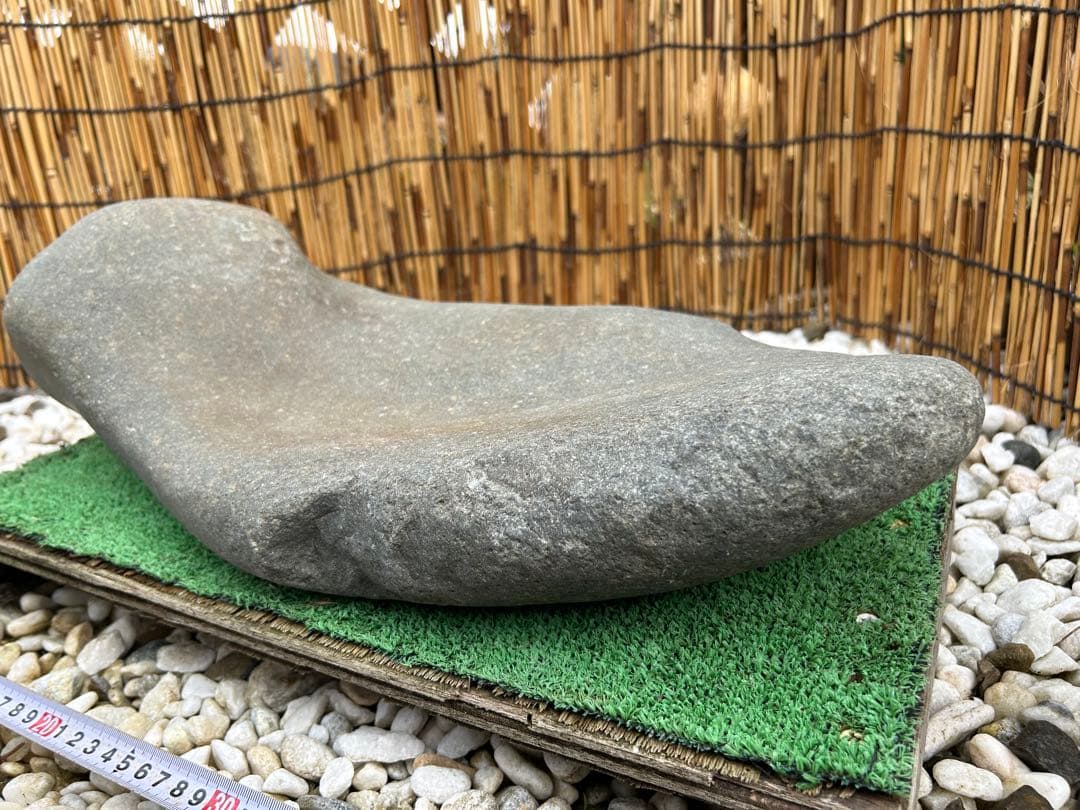 銘石 加茂川『真黒石』(溜まり石)