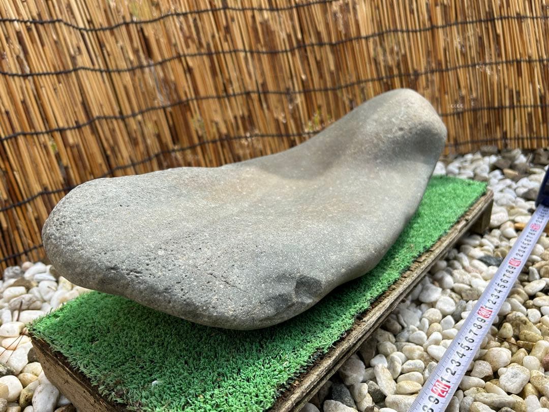 銘石 加茂川『真黒石』(溜まり石)