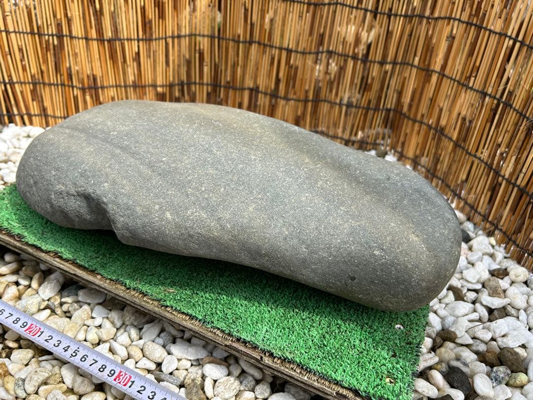 銘石 加茂川『真黒石』(溜まり石)