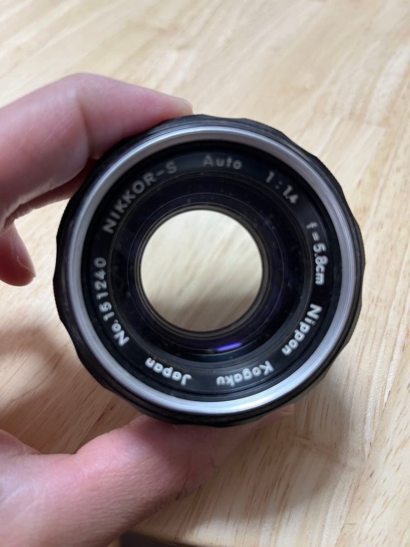 NIKKORレンズ　プー