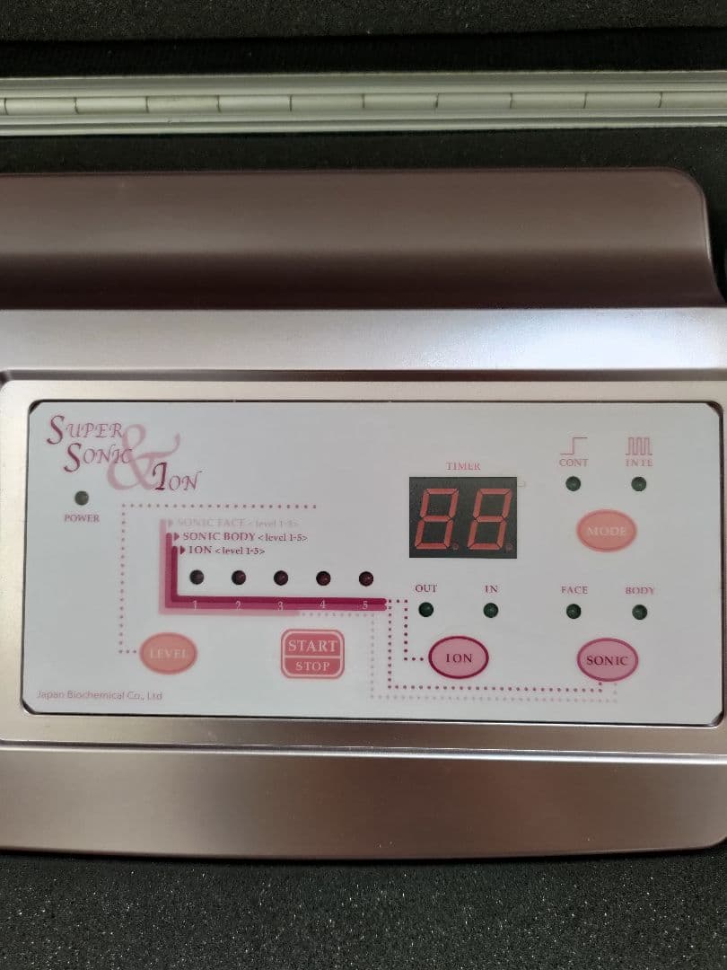 超音波美顔器　イオン